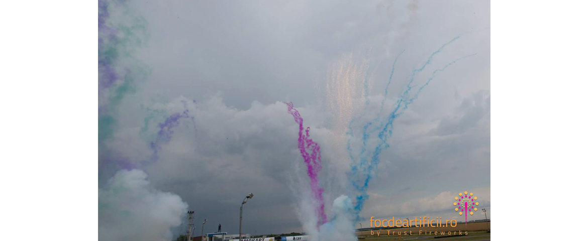 Trust Fireworks - artificii de zi